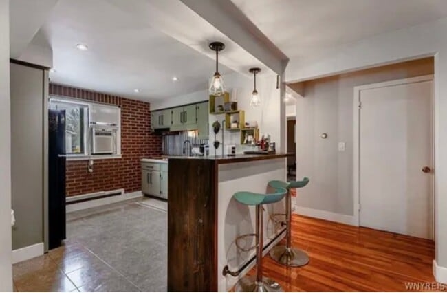 Photo - 858 Wehrle Dr Unit 2