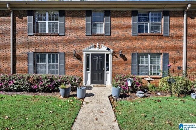 Building Photo - 2060 Montreat Dr Unit C