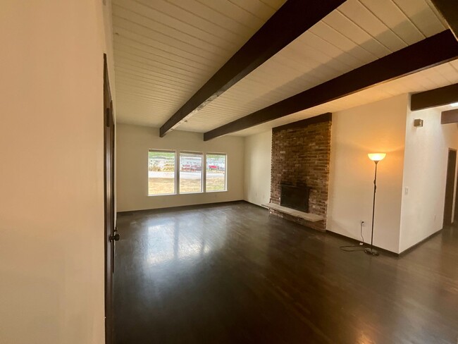 Photo - Beautiful 3 Bedroom Home in Renton!