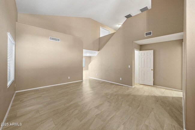 Photo - 863 S 239th Ln