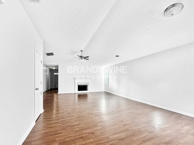 Photo - 4585 Post Ridge Ln