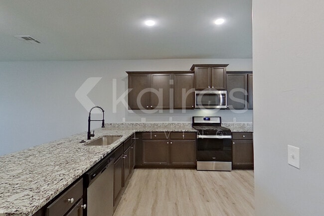 Photo - 1020 NW 4th St