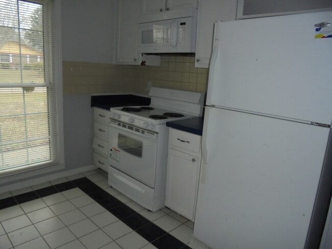 Photo - 402 Melbourne Dr