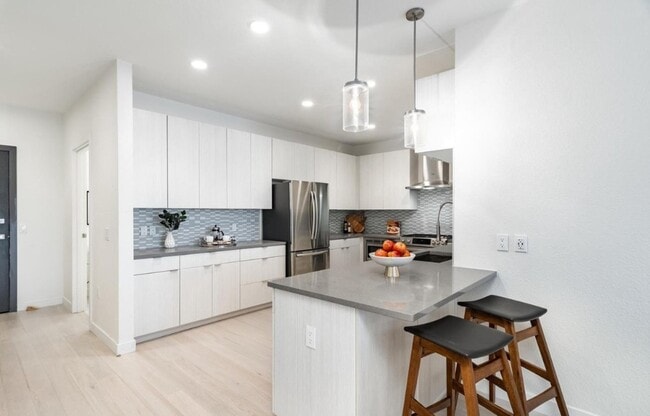 Building Photo - 1616 S Broadway Unit #312 Rental