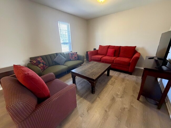 Photo - 203 Wheaton Ct