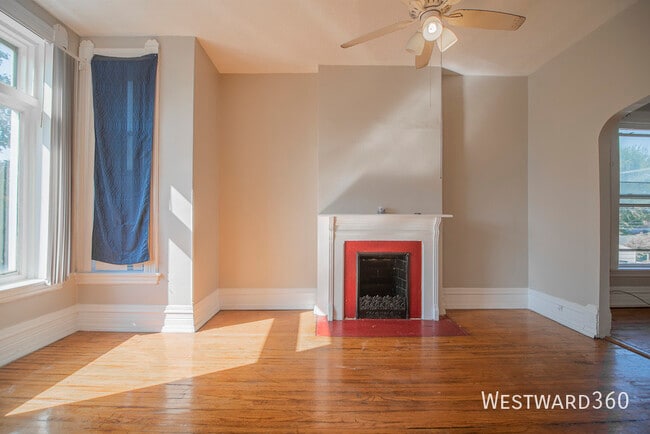 Photo - 2818 W Wilcox St Unit 2