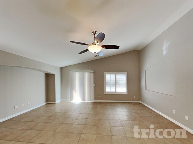 Photo - 437 Orchid Oasis Ave