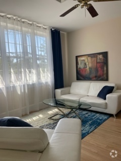 Building Photo - 6 Railroad Ave Unit 6 cFurnished Rental