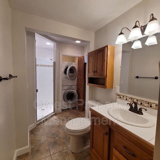 Photo - 2220 Monroe Ave NW