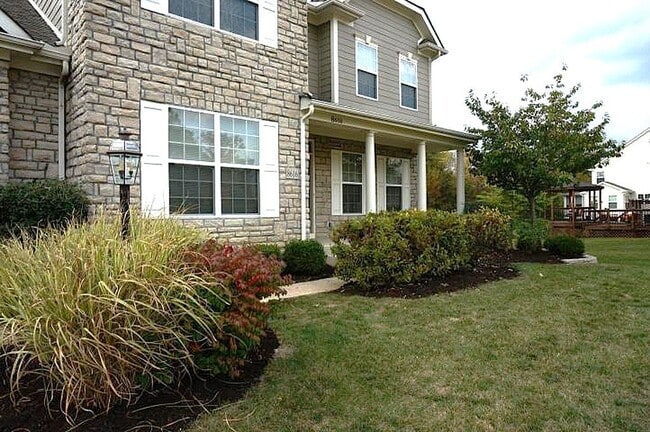 8616 Maple Leaf Ct