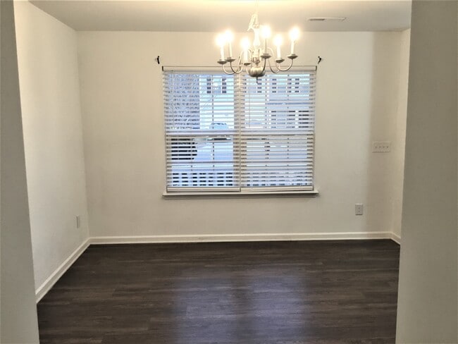 Photo - 133 Mount Olivet Dr