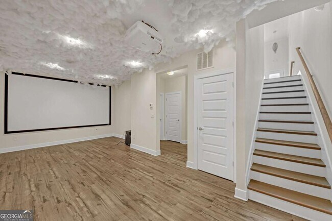 Photo - 860 Stonehill Ln