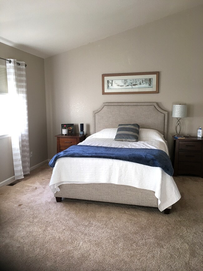 Photo - 927 Parker Dr