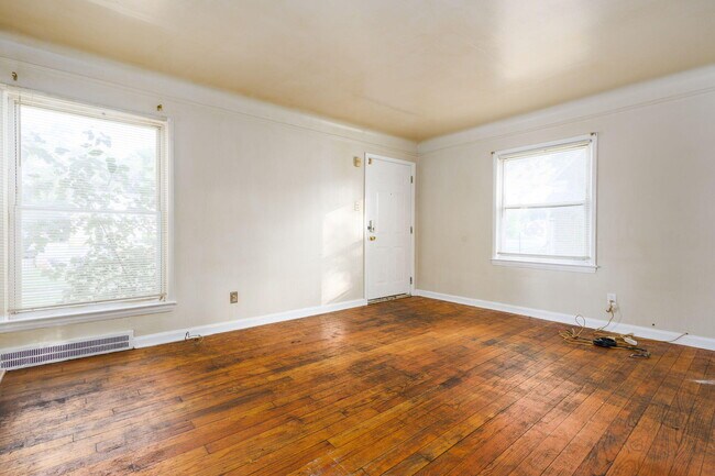 Photo - 18434 Kelly Rd