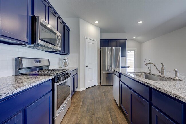 Photo - 114 Oxbow Ter.