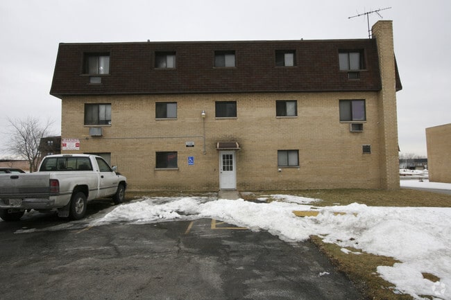 Foto principal - 21837 Jeffrey Sauk Village, IL 60411