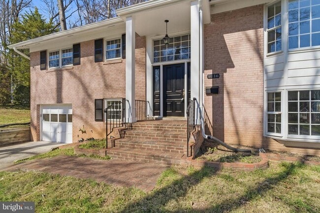 Photo - 9116 Hamilton Dr