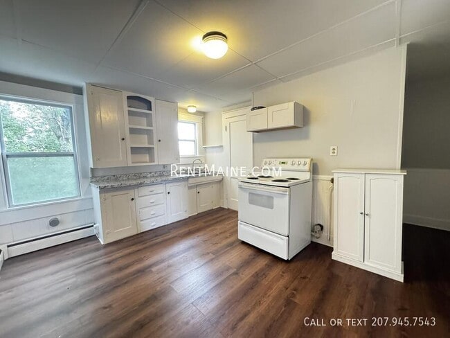 Building Photo - 29 Bellevue St