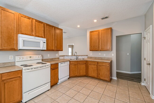 Photo - 1440 Bitterberry Dr