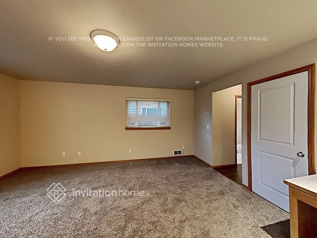 Photo - 3814 80th St NE