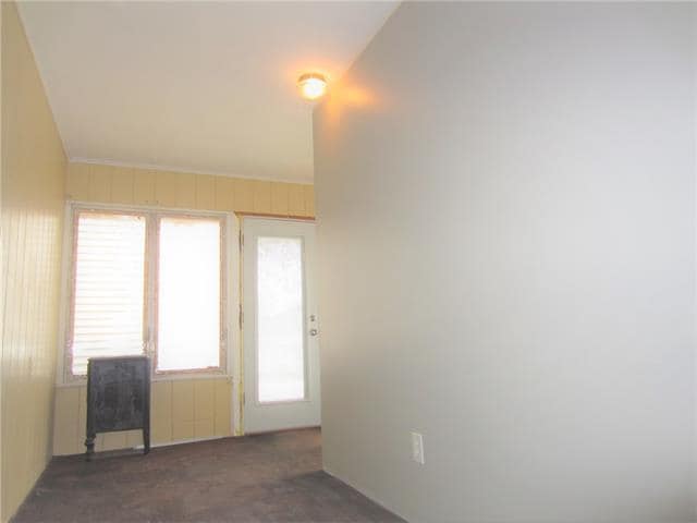 Photo - 709 Jannie St