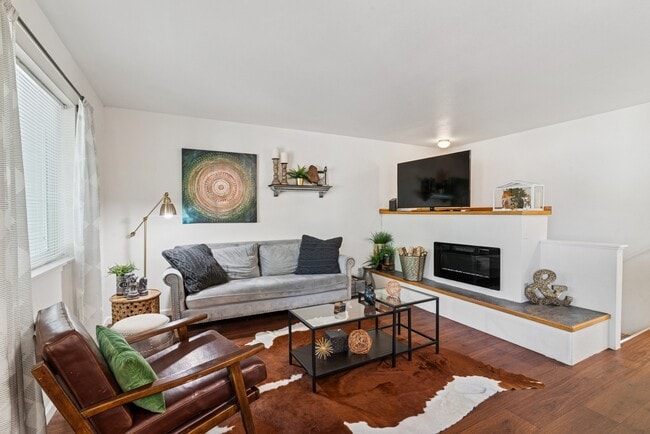 Photo - Brentwood Estates
