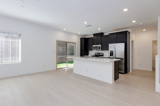 Photo - 600 N Carriage Hill Dr Unit #1151