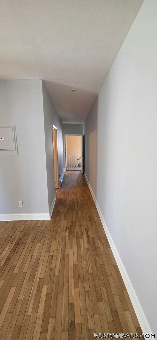 Photo - 5 Sutton St Unit 3A
