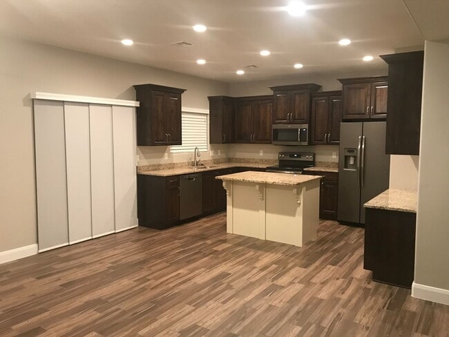 Photo - 3 Bedroom 2.5 Bathroom Townhome in Santa Clara!
