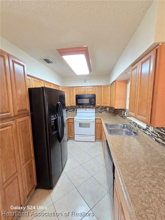 Photo - 309 Sparrow Ave