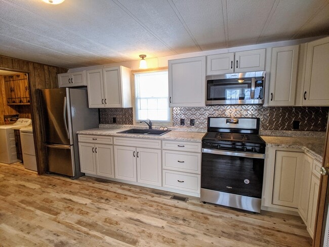 Photo - 1101 E 18 1/2 St House