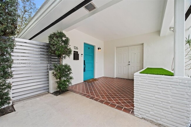 Photo - 126 Antiquera Ave Unidad 126