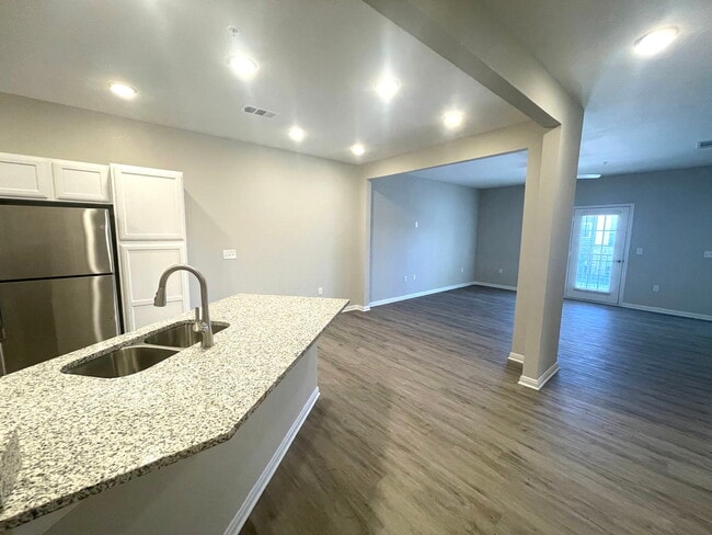 Photo - 300 Willow Grv Wy Condo Unit 9140