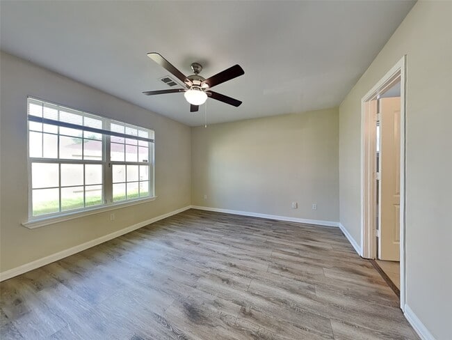 Photo - 18011 Kinsale Valley Ln
