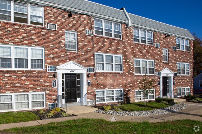 East Browning Apartments - East Browning Apartments