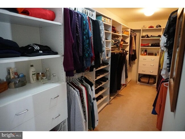 Photo - 5 W Minglewood Dr