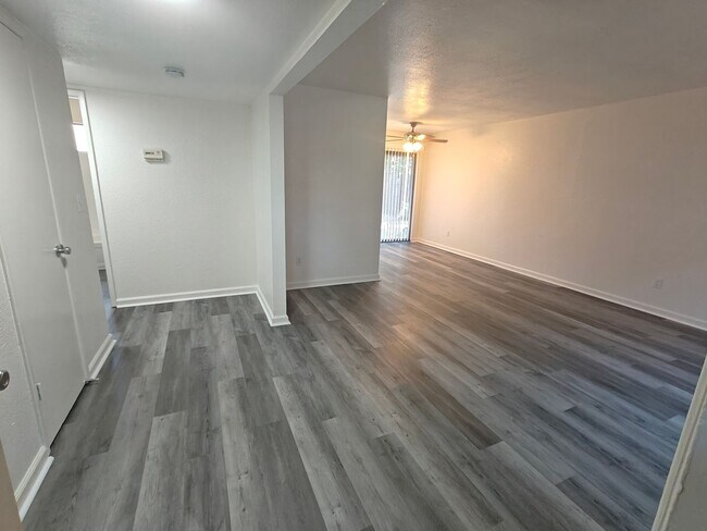 Hidden Oak Apartments