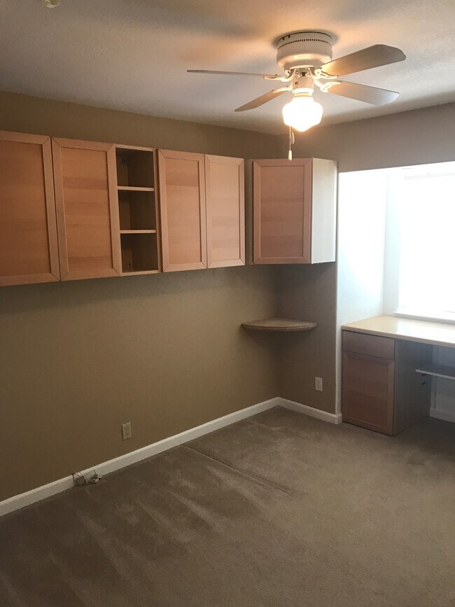 Photo - 3856 Dunford Way