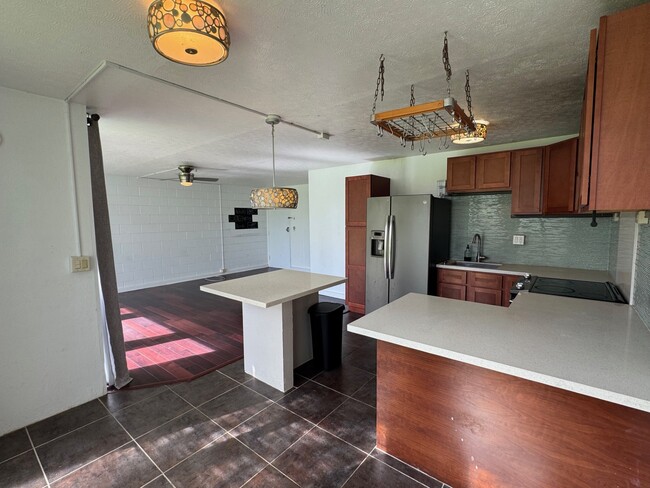 Photo - 95-021 Kuahelani Ave