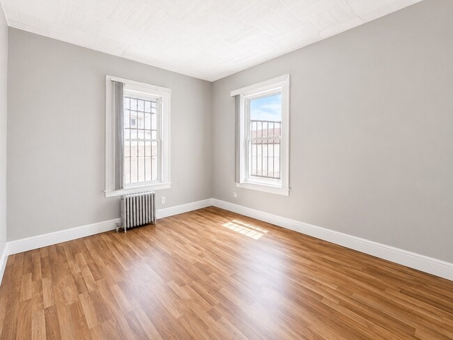 Photo - 17546 88th Ave