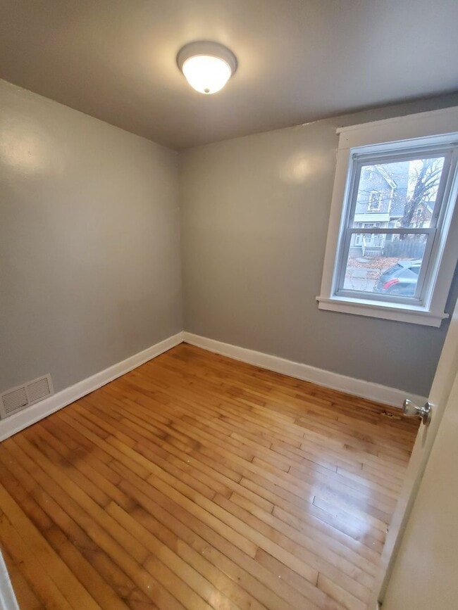 Photo - 3311 W Juneau Ave Unidad 1