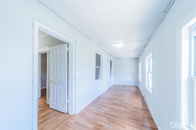 Photo - 125 Lowell St Unidad 2