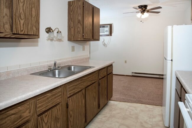 Photo - Spruce Place Apartments