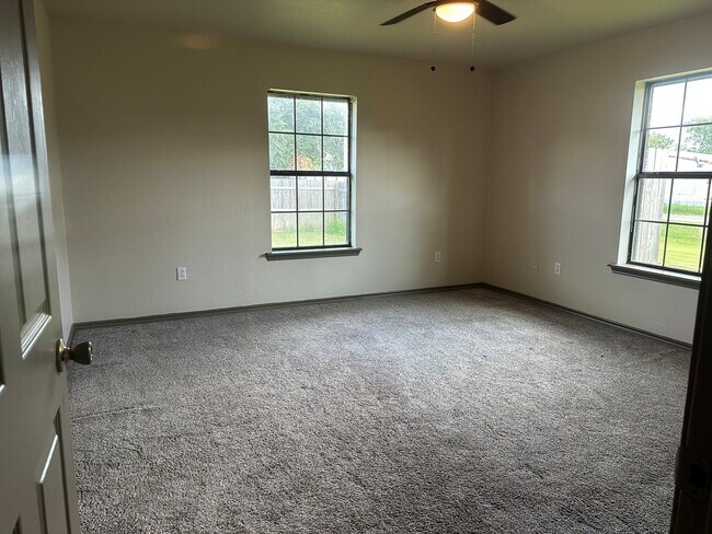 Photo - 209 Cherry St