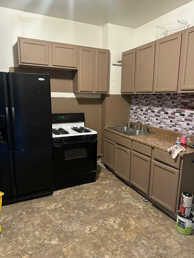 Photo - 6219 S Wood St Unit 2