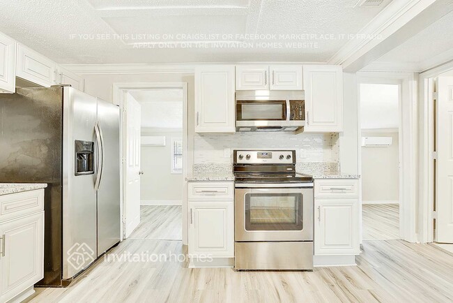 Photo - 4541 America St