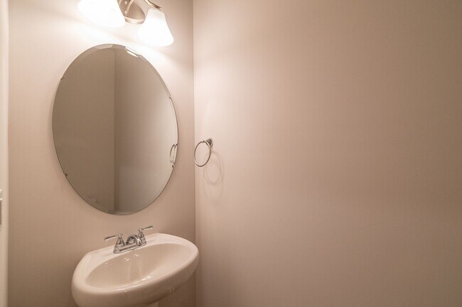 Photo - Beautiful Brand New 3 Bedroom 2.5 Bath Townhome in Hickory Glen!