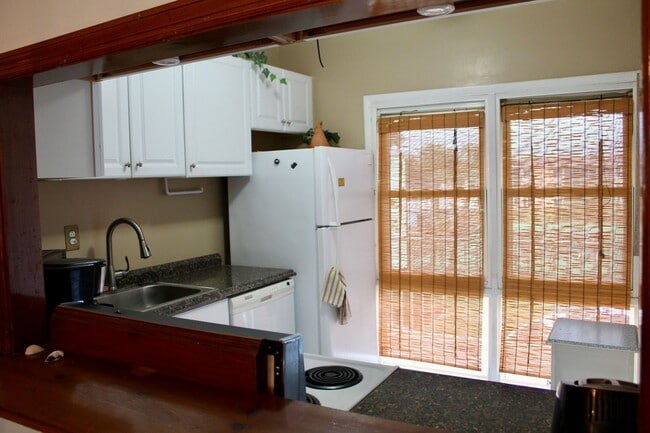 Photo - Beautiful 2/2 Riverfront Condo