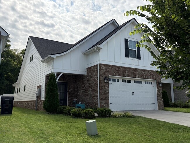 Photo - 2107 Barringer Ln