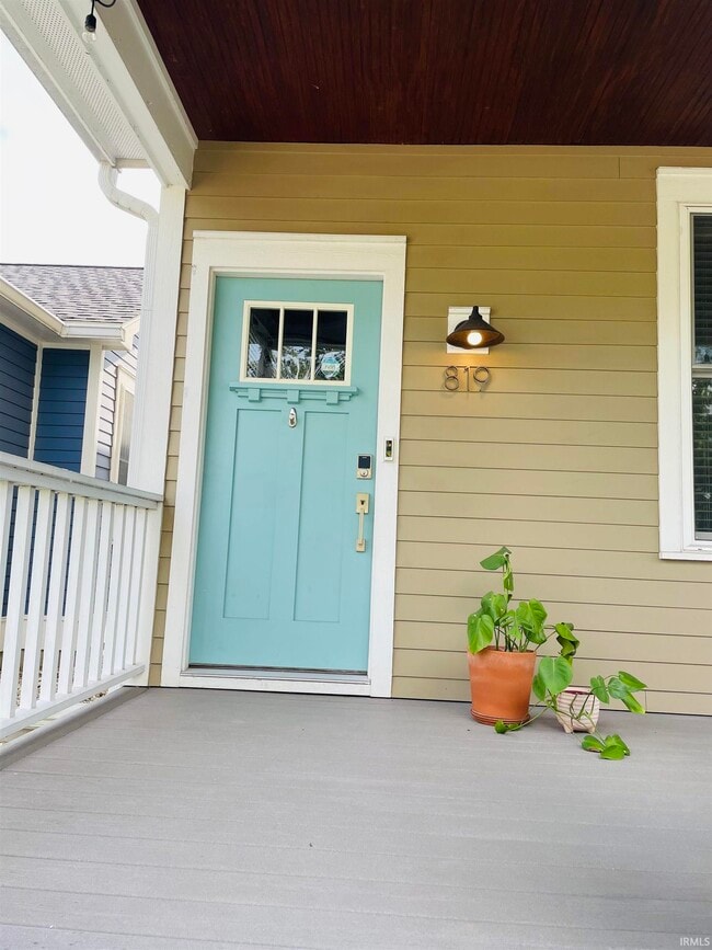 Photo - 819 S Morton St